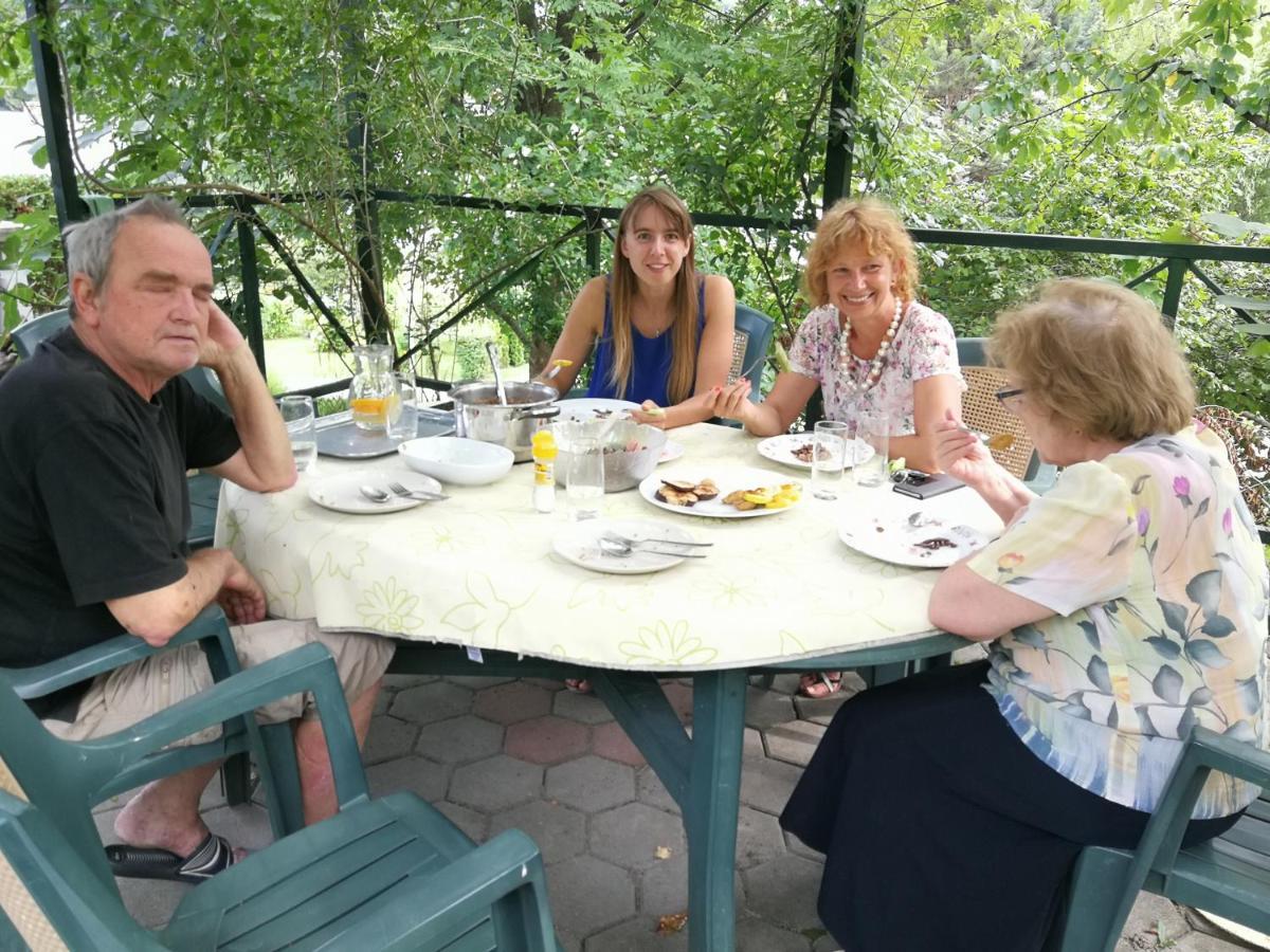 Green Oasis Guest House Sladki Vrh Екстериор снимка